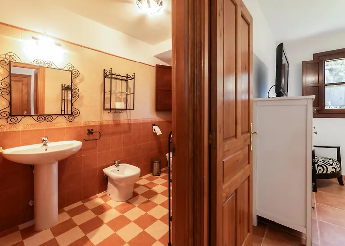 Casa Cerca Playa Cuevas Del Mar - River Willa Llanes