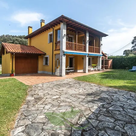 Vacacional River * Llanes